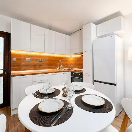 Apartment Modern And Peaceful 1br Near Sea Garden Varna