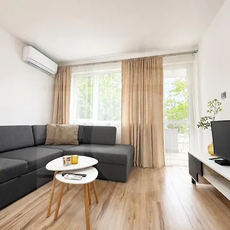 Modern And Peaceful 1br Near Sea Garden Apartment